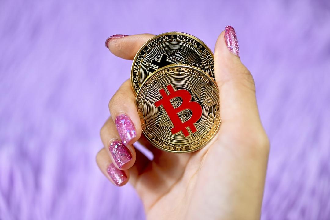 ChatGPT-5 Selects Three Cryptocurrencies for Long-Term Investment